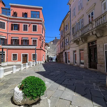 Apartman By The Sea - 24381 Pula