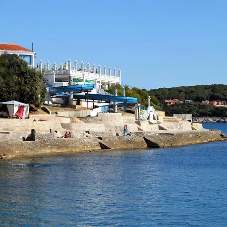 By The Sea - 24381 פולה