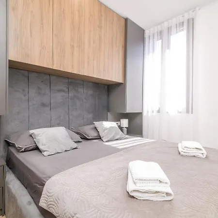 By The Sea - 24381 Apartman