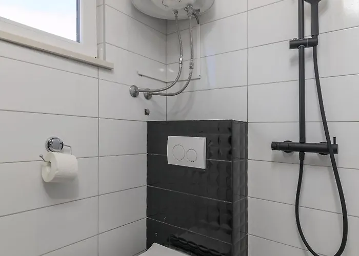 Apartman By The Sea - 24381 Pula